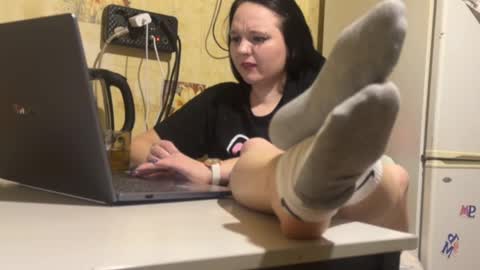 milamisss online show from 04.15.26