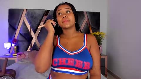 Snapshot of milan_ebony chatting on 06.27.26 Milan online show from 06.27.26