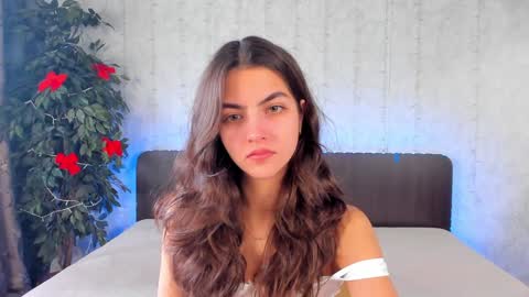 Milana online show from 12.17.24