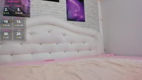 milanaamber online show from 04.04.26