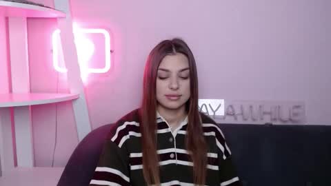 Snapshot of milanaangelas chatting on 02.12.26 milanaangelas online show from 02.12.26