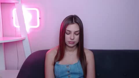 Snapshot of milanaangelas chatting on 02.21.26 milanaangelas online show from 02.21.26