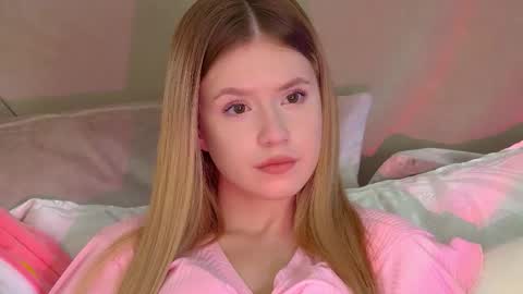 MilanaBalmain online show from 11.15.25