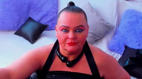 Lana online show from 02.21.25