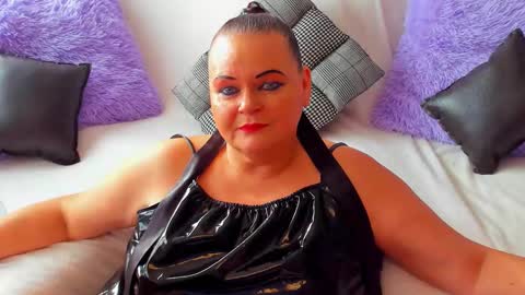 Lana online show from 09.27.25