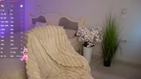 milanamoons online show from 07.01.26
