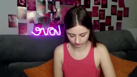 milanaroz online show from 11.23.25