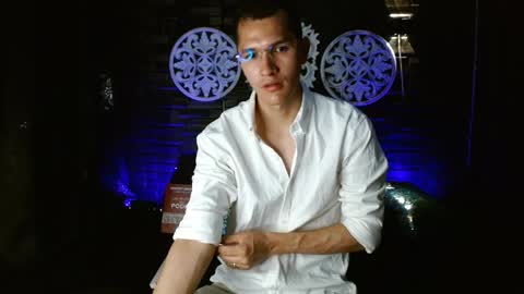 milandavid1 online show from 03.26.26