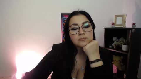 Snapshot of milania_milaa chatting on 09.24.25 milania_milaa online show from 09.24.25