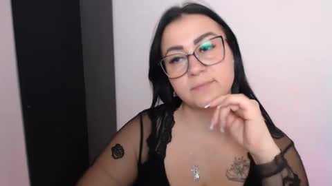 Snapshot of milania_milaa chatting on 10.09.25 milania_milaa online show from 10.09.25