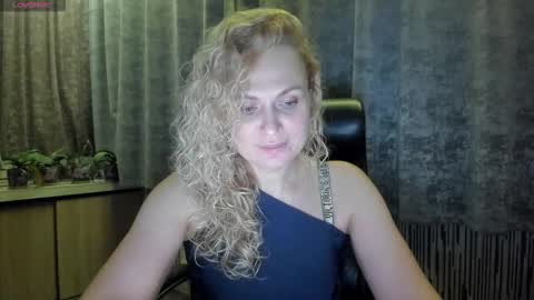 milanna_x online show from 10.29.25