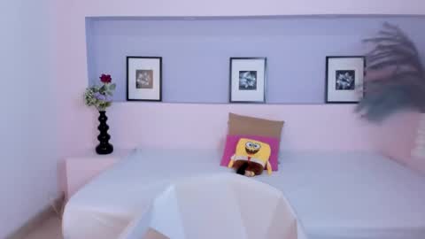 Mila Rose online show from 01.03.25