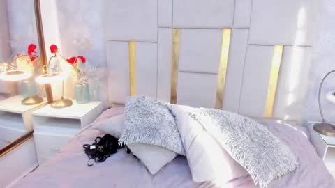 Cami  online show from 11.04.25