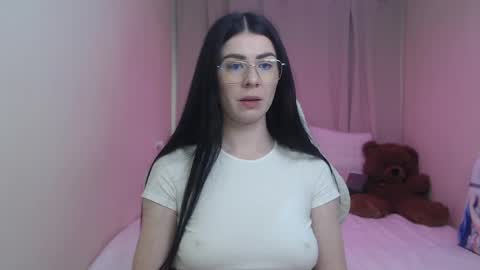 Snapshot of milasecretsss chatting on 04.30.26 milasecretsss online show from 04.30.26