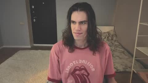 Mila online show from 04.21.26