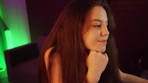 milastoyne online show from 03.12.25