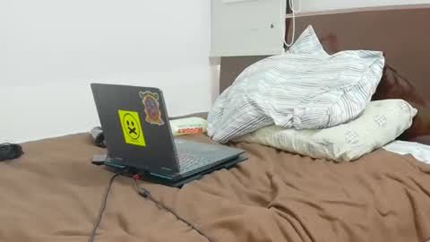 Mila online show from 04.16.26