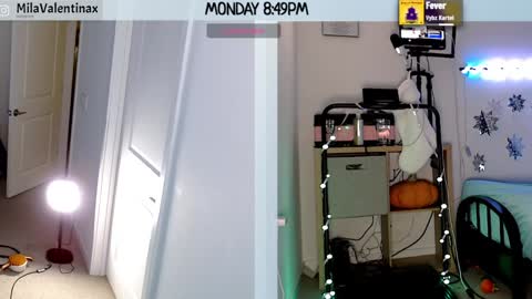 Mila Valentina online show from 12.31.24