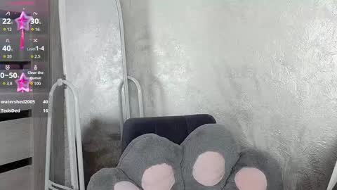 Snapshot of milaxaysy01 chatting on 02.25.26 Mila 3 online show from 02.25.26