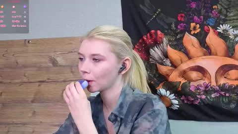 Mila online show from 10.02.25