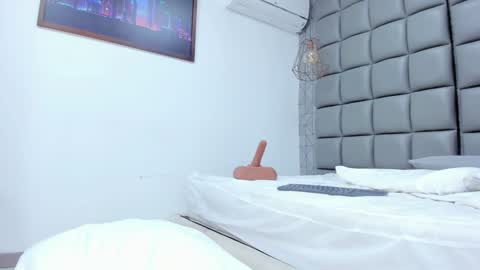 Milena  online show from 02.05.25