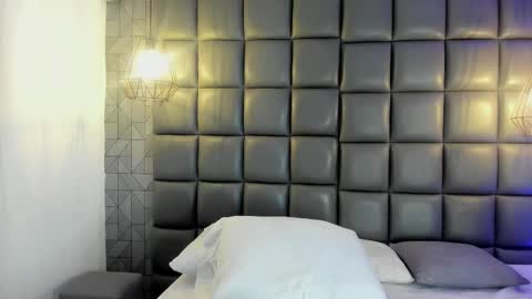 Milena  online show from 09.10.25