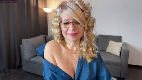 Milena online show from 02.17.26