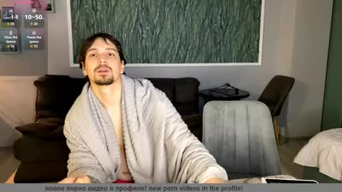 Snapshot of miley_and_michael chatting on 05.06.26 Miley and Michael online show from 05.06.26