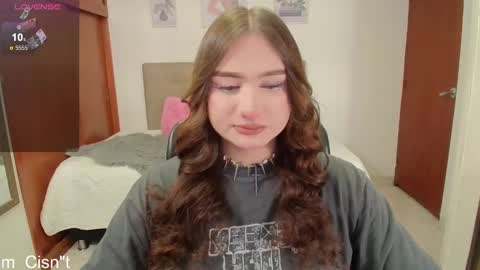 Miley online show from 02.08.25