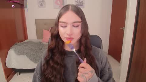 Miley online show from 12.05.25