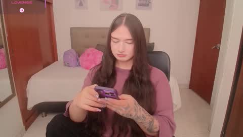 Snapshot of miley_baker chatting on 02.19.26 Miley online show from 02.19.26