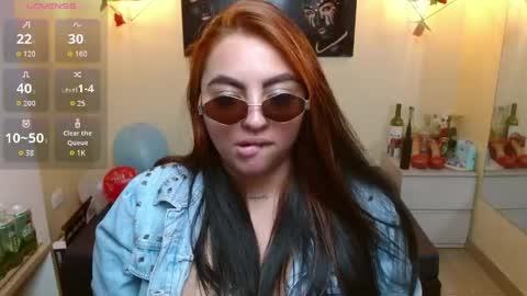 Snapshot of miley_clarck chatting on 04.28.26 Miley online show from 04.28.26