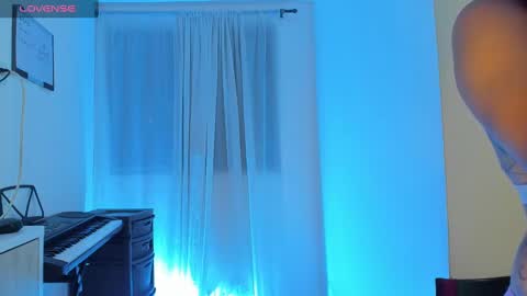 miley_kane online show from 01.13.25