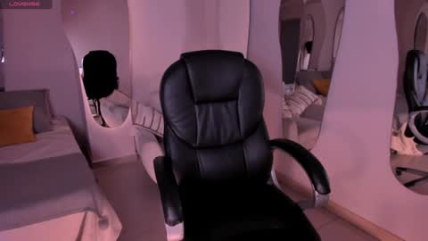 Miley Cruz  IG miley model23 online show from 12.12.24