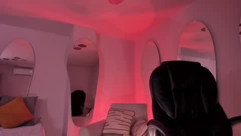 Miley Cruz  IG miley model23 online show from 01.27.25