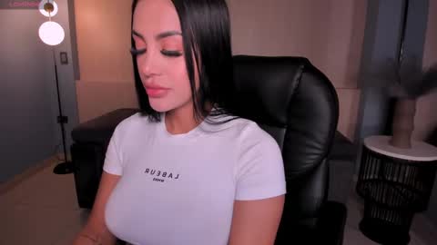 Miley Cruz  IG miley model23 online show from 02.13.25