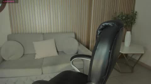 Miley Cruz  IG miley model23 online show from 02.20.25