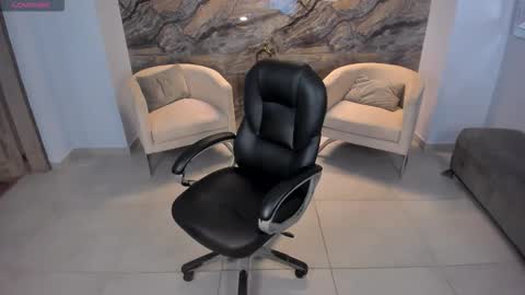 Miley Cruz  IG miley model23 online show from 11.23.25