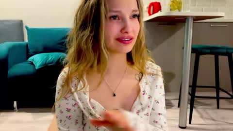 Miley online show from 04.06.26