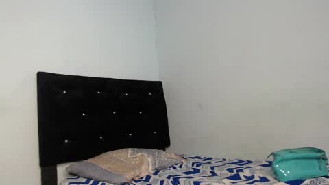 Anay velez online show from 04.12.26