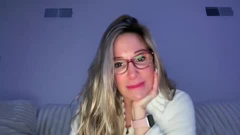 MIlf Goddess online show from 03.10.25