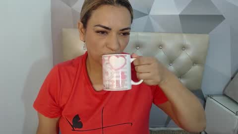 Snapshot of milf_hugeboobs chatting on 01.17.26 milf_hugeboobs online show from 01.17.26