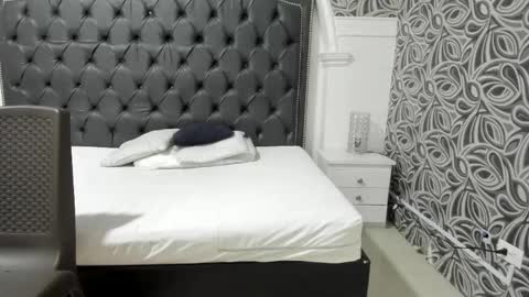 milf_march online show from 04.13.26