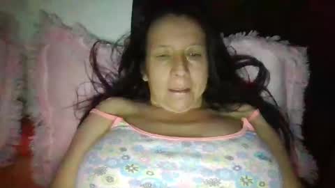 Snapshot of milfevha chatting on 03.10.25 milfevha online show from 03.10.25