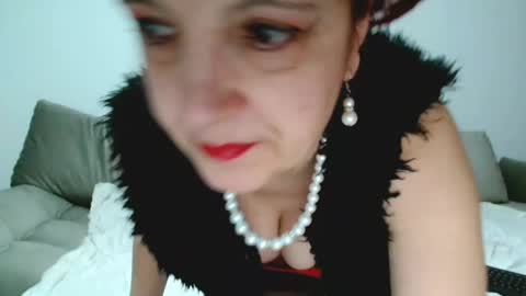 Milfsupreme online show from 02.14.25