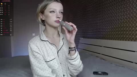 Snapshot of milinamarvelous chatting on 09.16.25 Mila 3 aka Deepthroat World Champion online show from 09.16.25