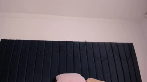 milk_rain online show from 02.06.26