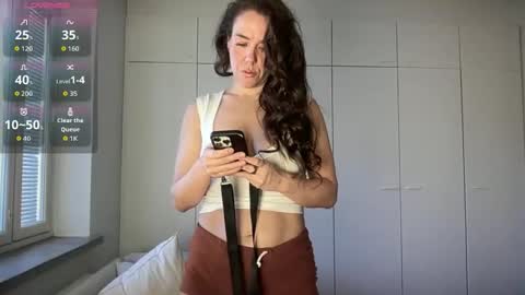 Milk online show from 04.08.26