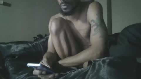 Snapshot of milkchocolatesensei chatting on 01.15.25 Milk Chocolate Sensei online show from 01.15.25