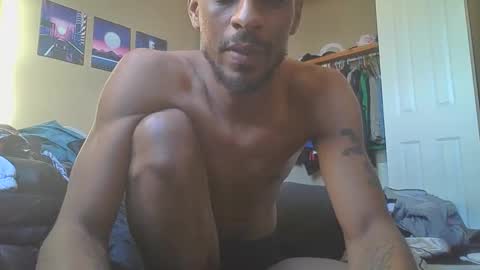 Snapshot of milkchocolatesensei chatting on 03.06.25 Milk Chocolate Sensei online show from 03.06.25